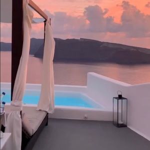 Meet your Posher, Gia